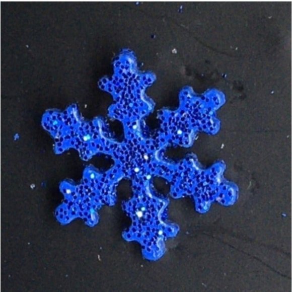 Snowflake Stud Pierced Earrings Sparkle Snow Royal Blue - Picture 2 of 3